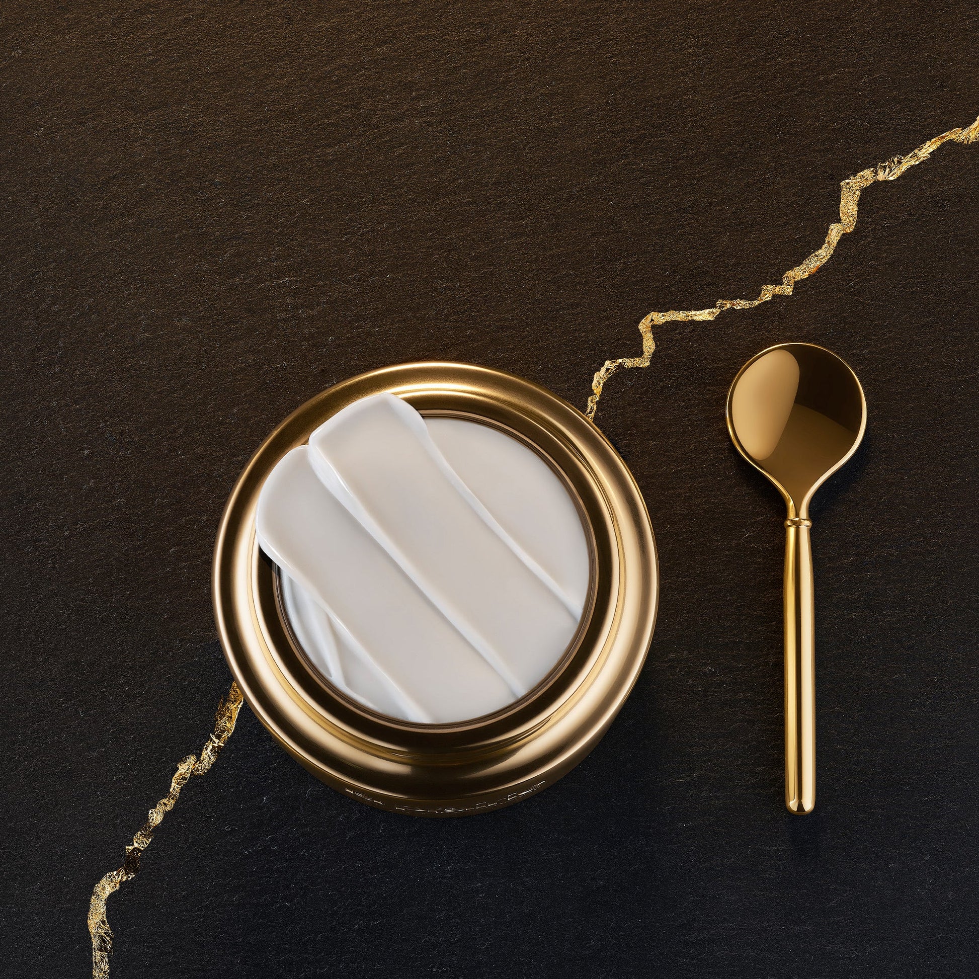 Lopure eye cream for firming and brightening