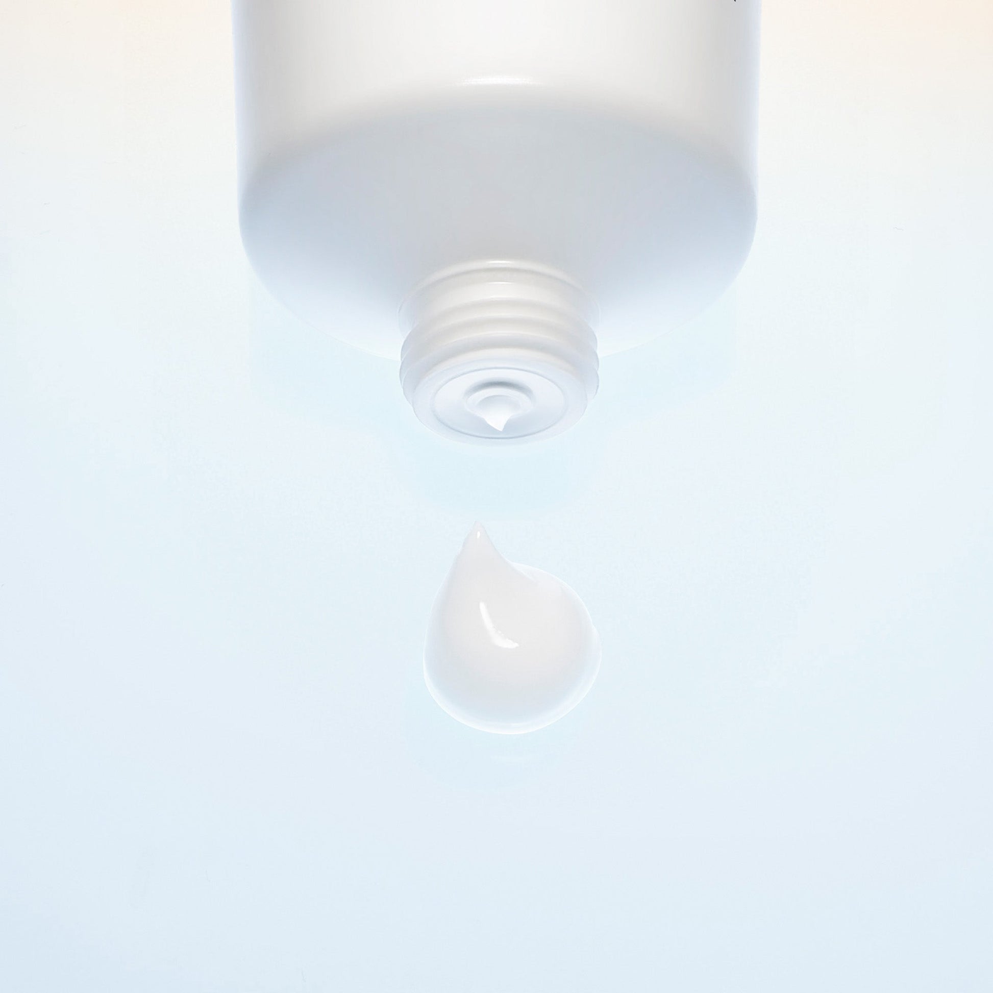 Moisturising hand treatment Lopure